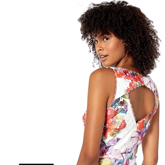 Trina Turk  Fauna V Neck Sleeveless Lace Jumpsuit - Picture 3 of 5